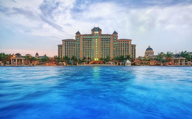 启东海上威尼斯黄金海滩,启东海上威尼斯碧海银沙无边泳池