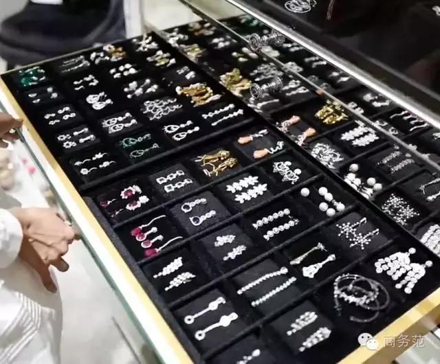 新加坡名媛蔡欣颖爱马仕,新加坡名媛离婚费