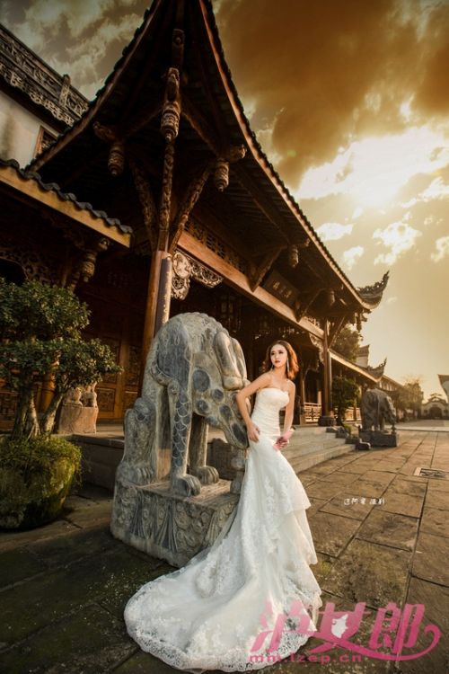 泸女郎罗婧华：美女留学生我的根在中国