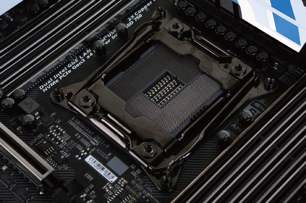 原创轻松破5000MB/s！NVMeU.2+PCIeSSD三盘RAID0系统实测