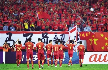 王健林怎样评价国足,王健林谈高洪波