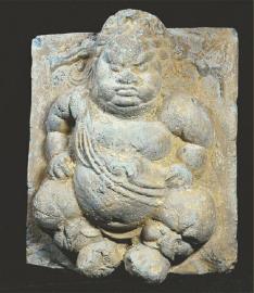 摔跤以后很多年了还是疼,摔跤没力气