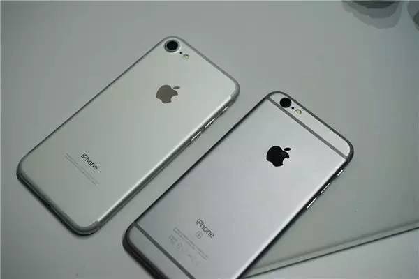 iphone7怎么看后台运行程序,iphone7如何看到正在运行的软件