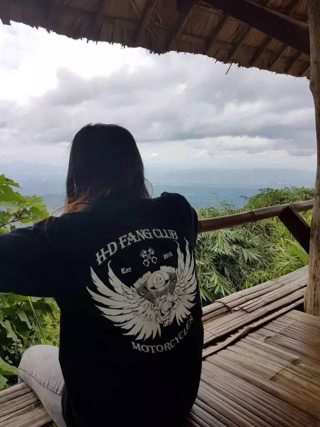 免费住|春田花花：香港混血掌柜在清迈致青春游世界