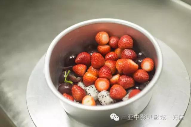 从前有个蛋糕店故事,一个蛋糕店里的故事