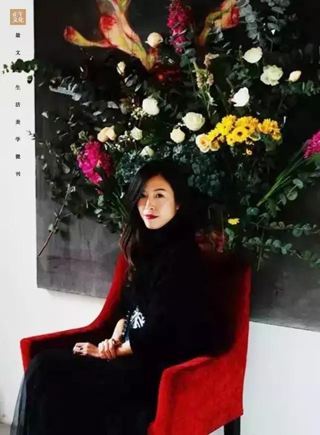 艺术工场·现实版的爱丽丝，董小姐醉心画花画夜画梦境