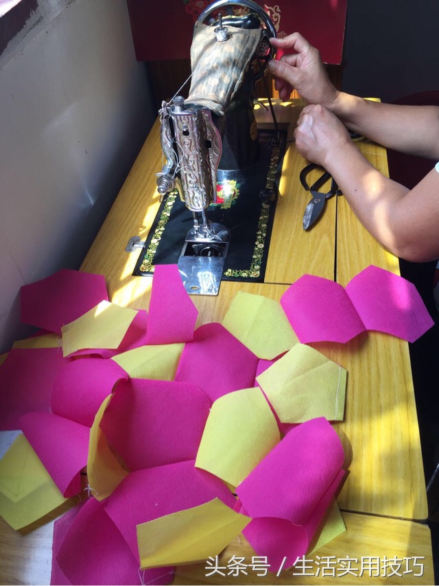 旧物改造制作足球,废物利用自制环保袋