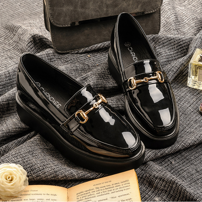 萝莉控的你怎能没有这些俏皮的小皮鞋