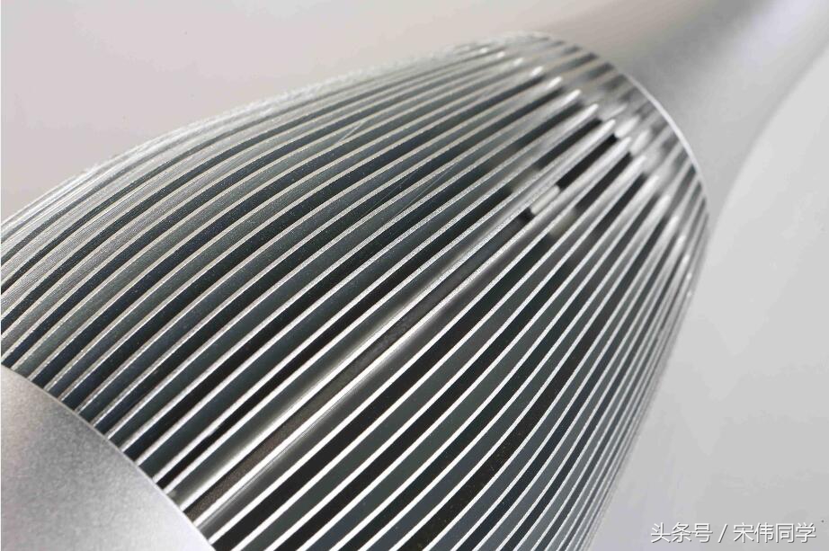 据说这个“花瓶”10个妹子中9个都喜欢！