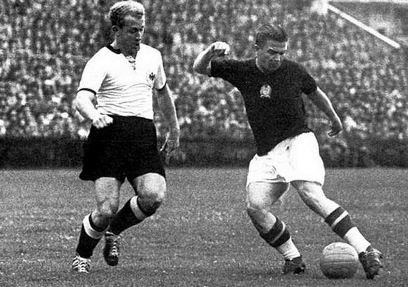 回顾历史上的超级进球机器（非足协官方认证）