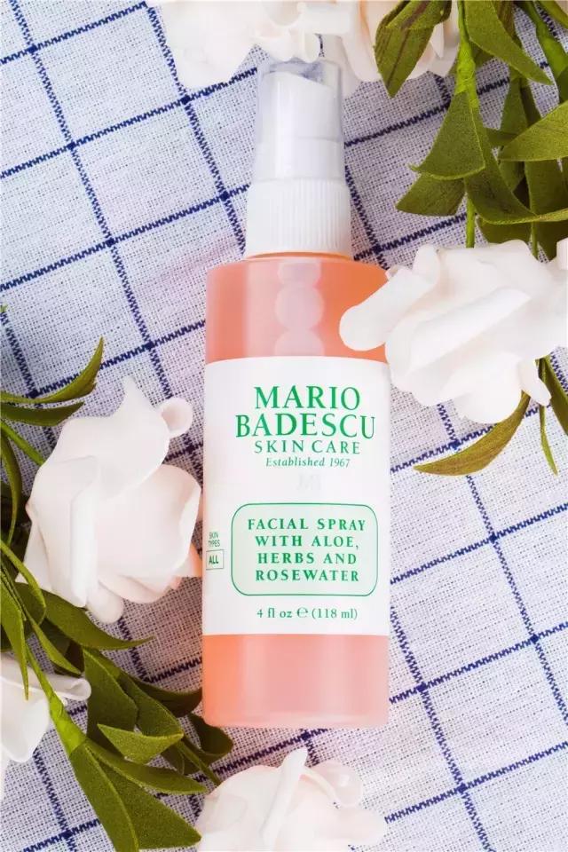 Word天!曾经不起眼的姨妈巾,这次颠覆了我们的三观