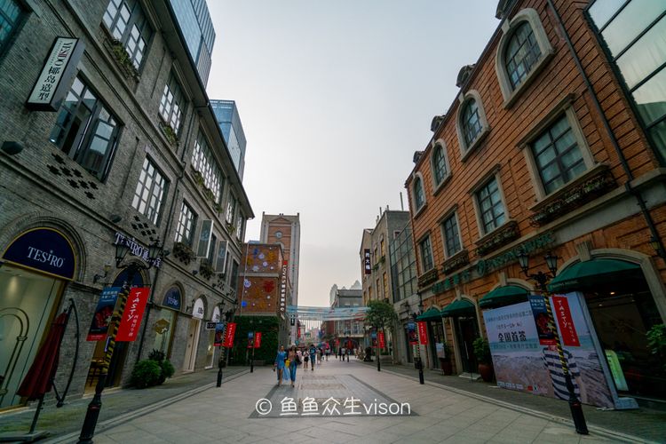 世界上最长的商业街在哪里,世界上最长步行街是哪个国家