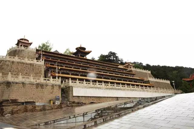 榆次乌金山，“缘”一场相思梦