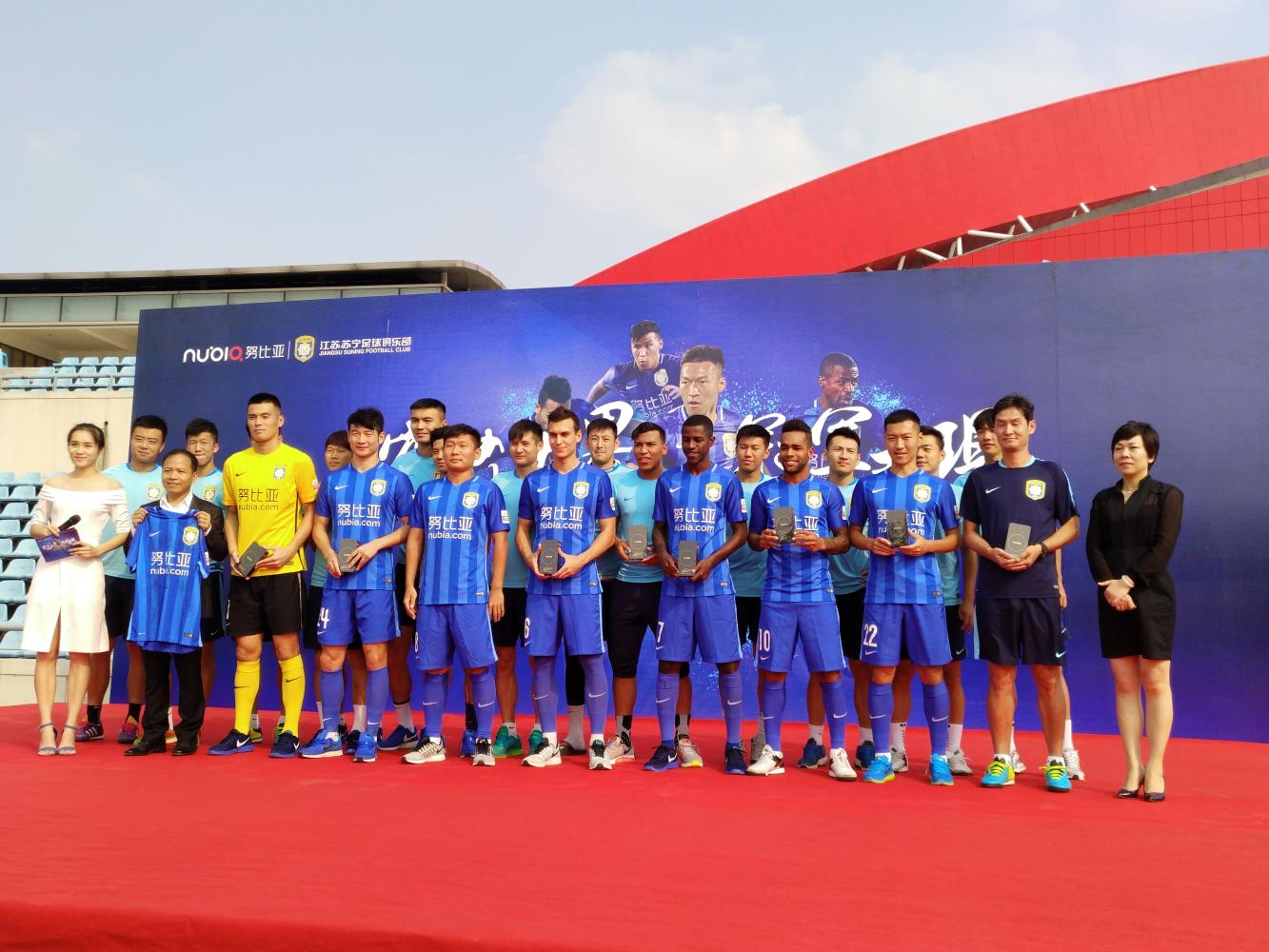 vivo合作足球,vivo与世界杯联名足球