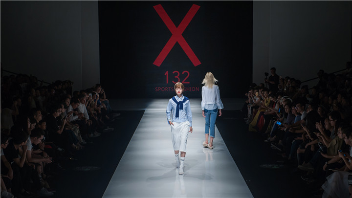 时尚播报┃X132星球时尚发布会自嗨到爆！