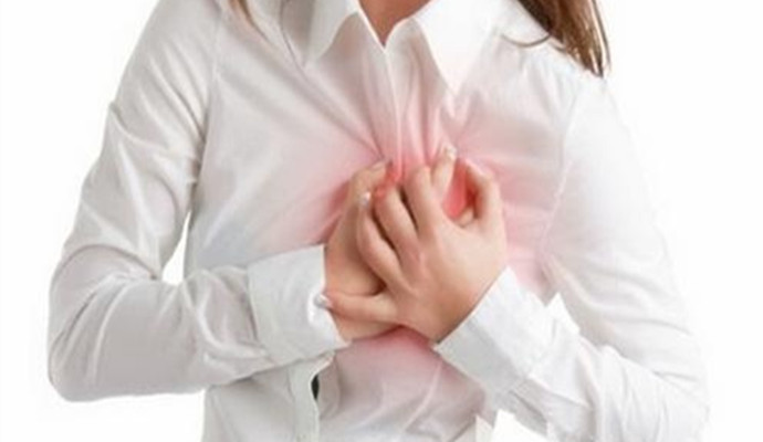 跑步后咳嗽是气胸复发吗,跑步时胸痛是心脏有问题吗