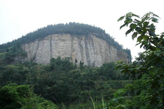 张关水溶洞海拔高度,重庆渝北区张关水溶洞