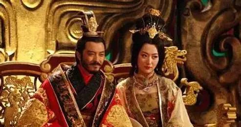 王朝末代皇帝的命运如何？有的被绞杀有的沦为奴隶