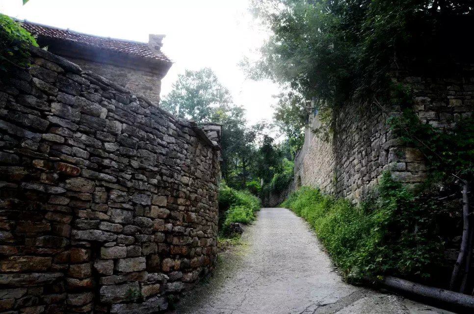 淄川区太河镇池板村近况,不可错过的绝美古村落石潭村