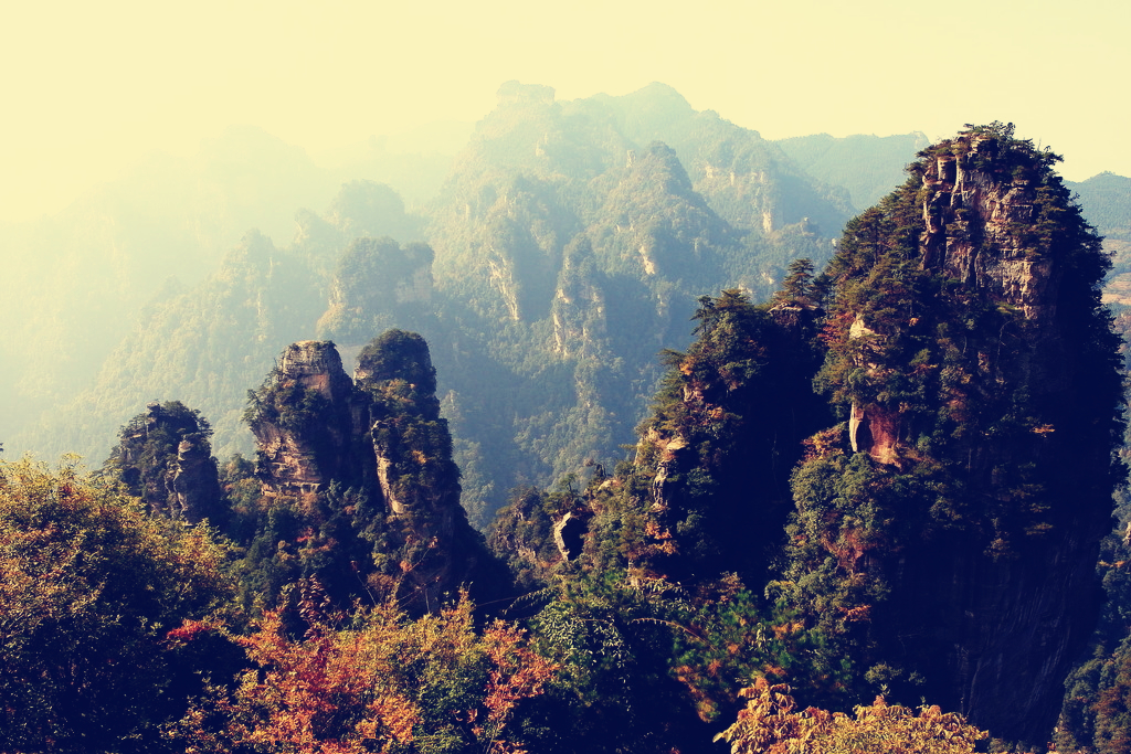 张家界凤凰古城自驾游,西安张家界自驾游攻略