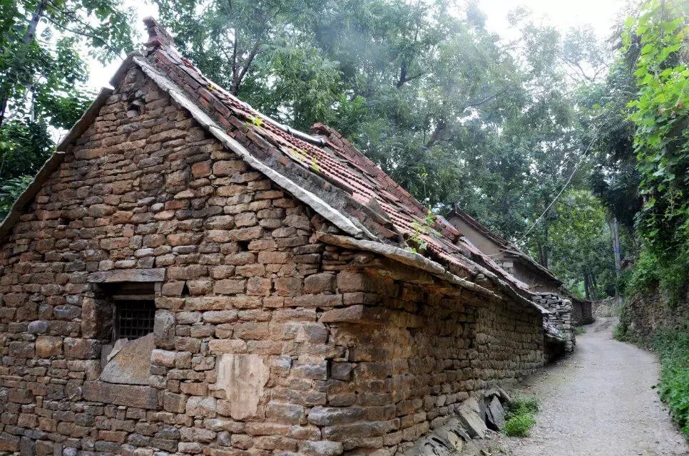 淄川区太河镇池板村近况,不可错过的绝美古村落石潭村