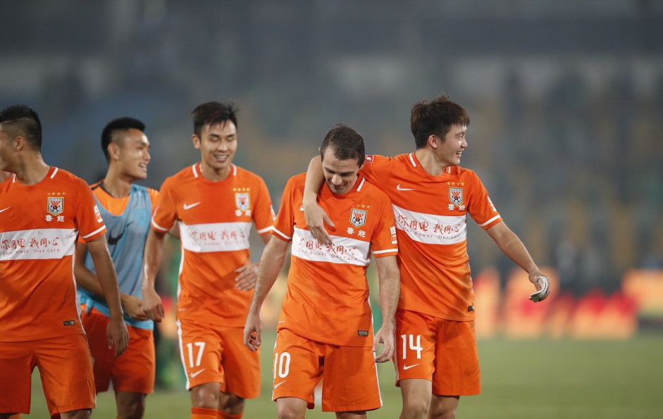 董路谈国安争议点球完整版,国安点球大战不敌县级球队董路