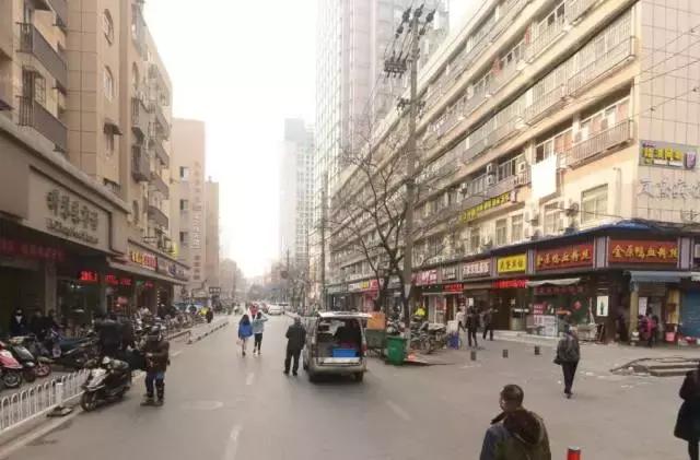 生活在乡间是幸福,生活在忙忙碌碌中也是一种快乐