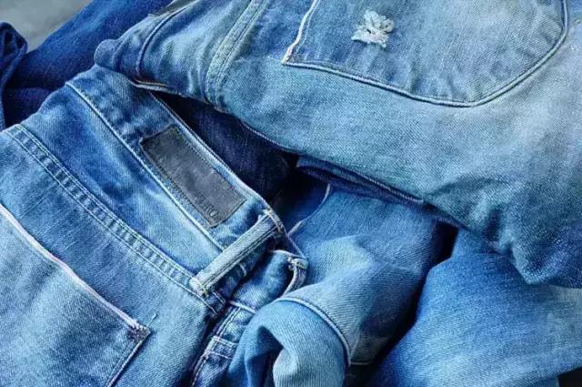 牛仔怎么洗防脱色,牛仔洗护指南