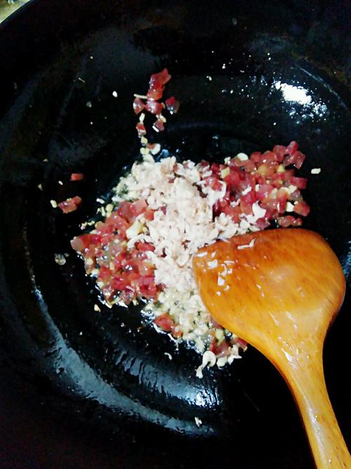 广式芋头糕图片,广式芋头糕最正宗做法