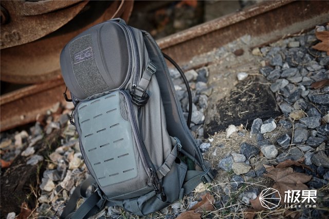 最牛的户外战术背包,好看又实用的军品背包