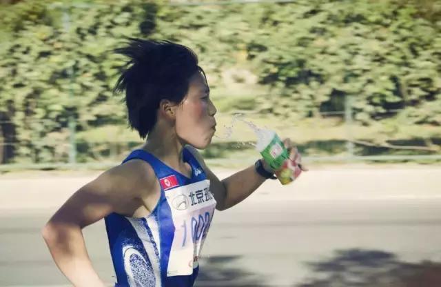 慢跑步治疗癌症,马拉松跑步治百病