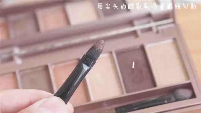 凯文老师推荐精华,学生党适合用的小众彩妆品牌