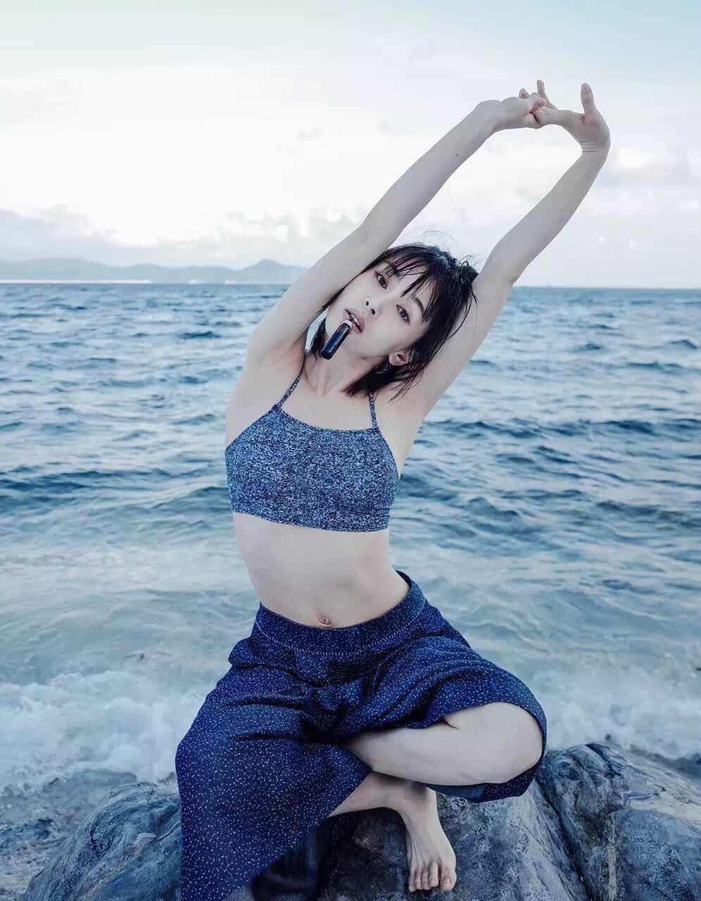 神思远丨少女有一些神性，不近人世肢体完美