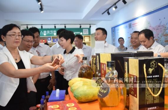 农村淘宝服务中心运营,农村淘宝服务站开店加盟