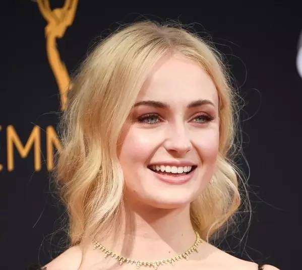 元气妆橘色眼妆,缤纷眼妆get化妆小技巧