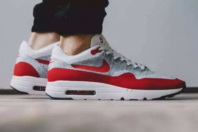 给大家推荐一款高颜值潮鞋,潮鞋推荐总有一款适合你