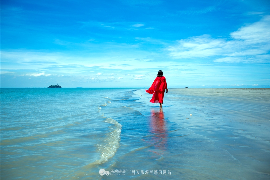 你所不知道的沙滩秘境—“天空之镜”