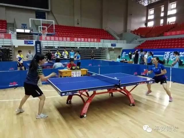 赛场上展现的精神有什么,赛场竞技彰显青春活力