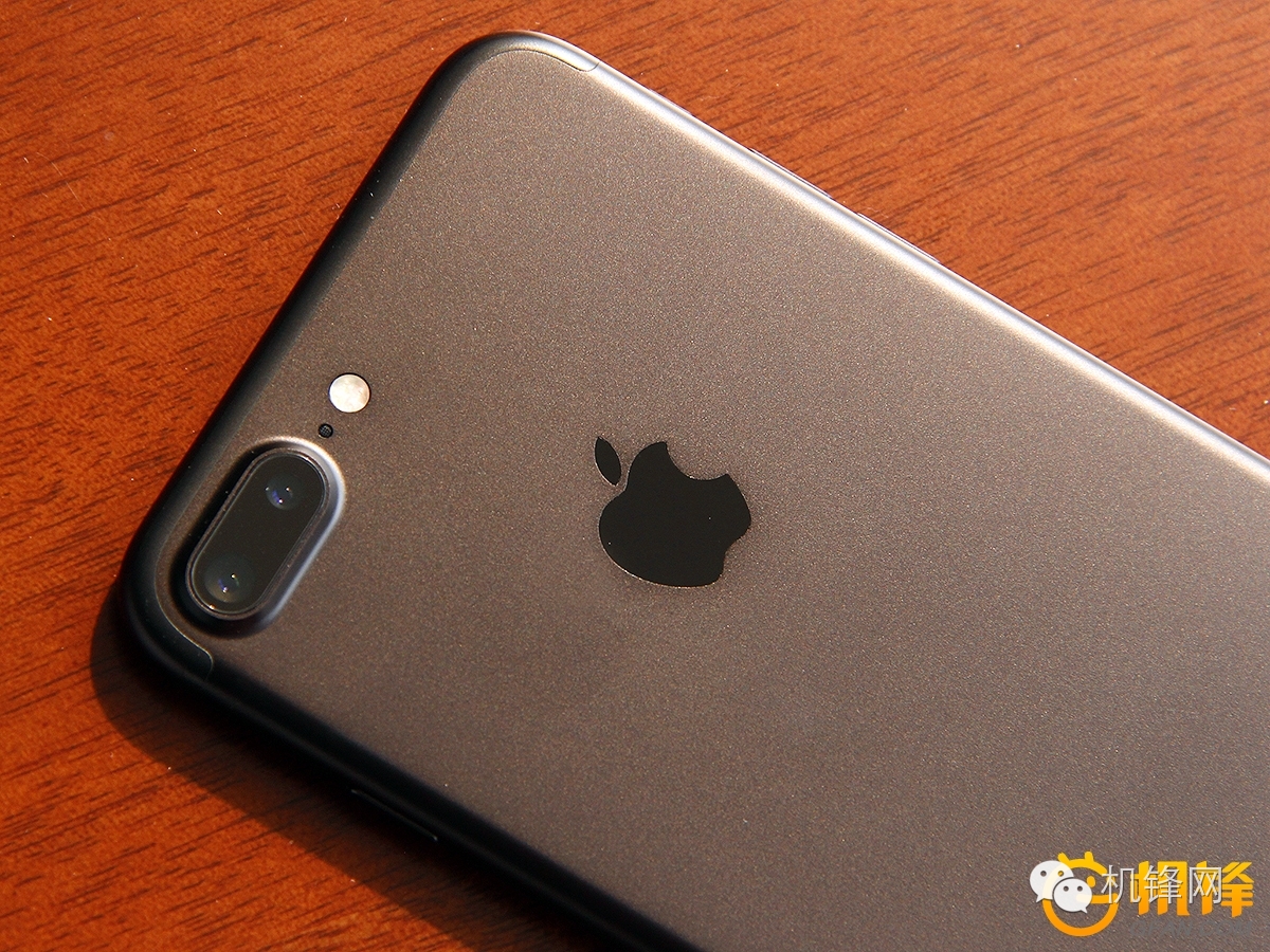 苹果7plus开箱全新亮黑色,iphone7plus开箱磨砂黑