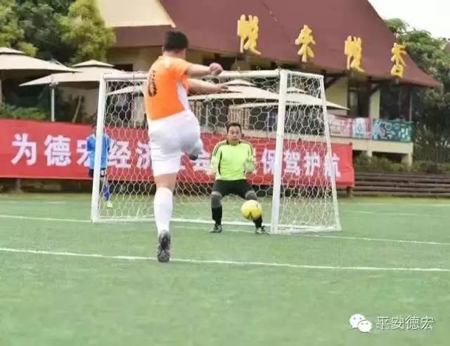 赛场上展现的精神有什么,赛场竞技彰显青春活力