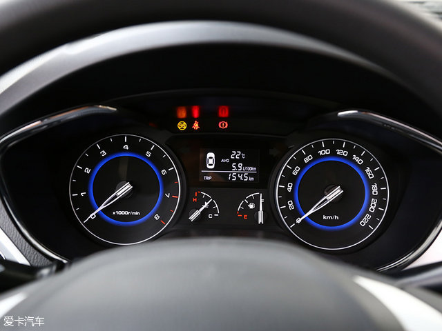 长安悦翔v7的油耗,长安悦翔v72016款1.0t