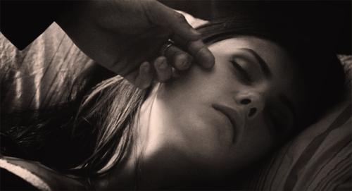 歌剧魅影剧场版女主,歌剧魅影女主选择了谁