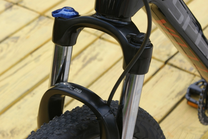 碳纤维4999,碳纤维车最便宜的车型