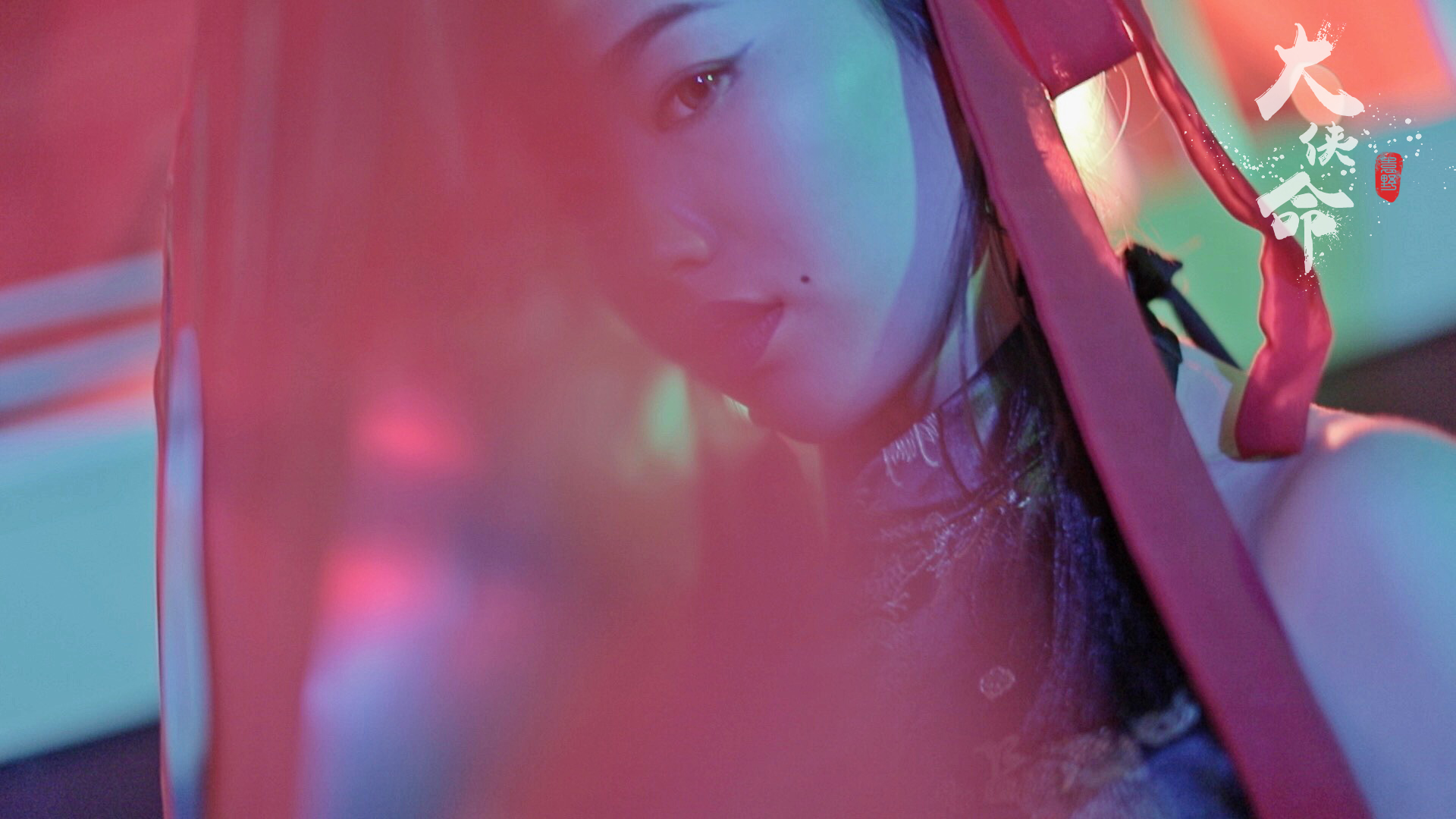 你是奇葩，我是怪咖，WHATsUP！