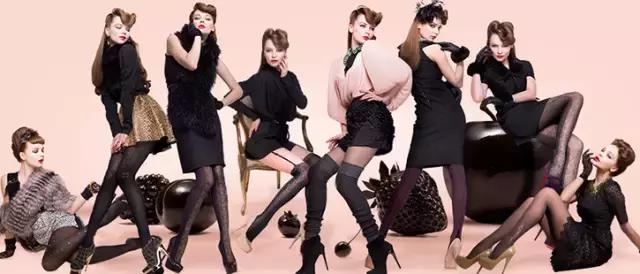 日本白袜木屐女,日本武士二趾袜