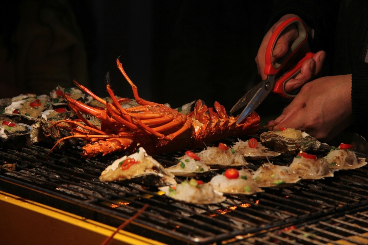 淡季嵊泗吃海鲜攻略,舟山嵊泗步行街美食