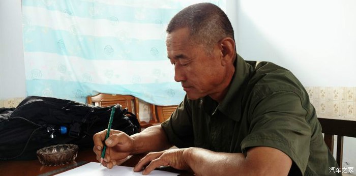 圆梦ING陪老爸赴唐山感受《圆梦威利斯》拍摄