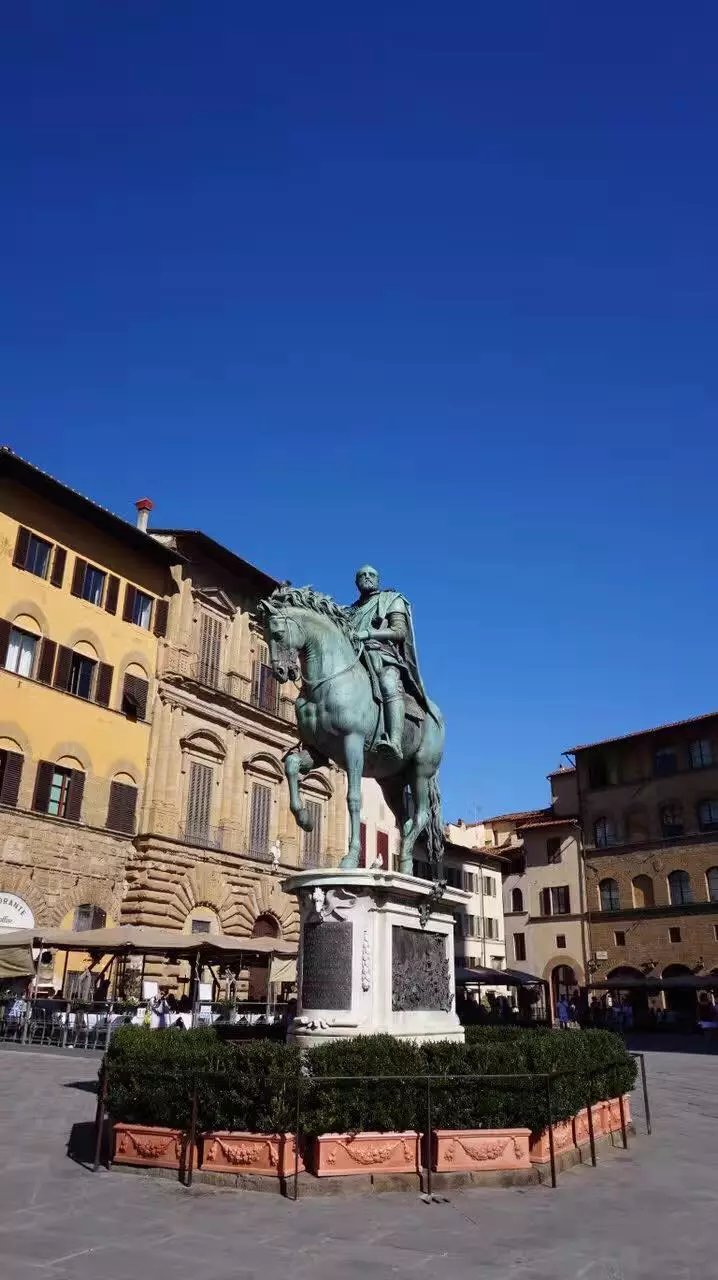 蓝瘦香菇在这里视频,蓝瘦香菇在法国