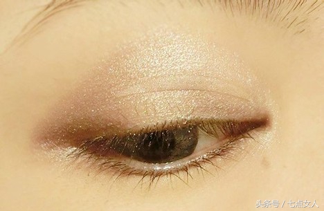 新手学化妆必备品和步骤,程十安推荐的新手化妆步骤