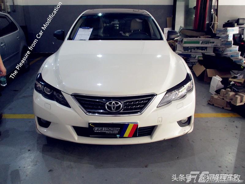 15款丰田锐志车灯升级led双光透镜,丰田锐志改恶魔眼大灯
